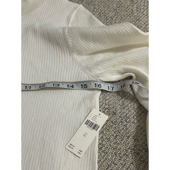 Anthropologie Mock Neck Balloon Long Sleeved Ivory Sweater NWT Size L - Picture 7 of 15